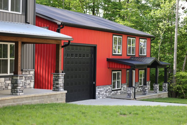 The Dutchman Metal Photo Gallery inspires the builder and homeowner with the potential that awaits